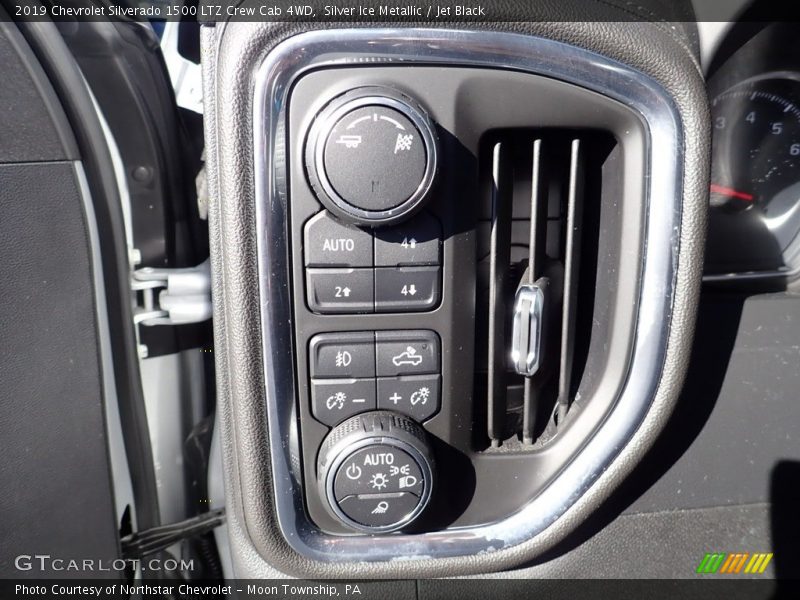 Silver Ice Metallic / Jet Black 2019 Chevrolet Silverado 1500 LTZ Crew Cab 4WD