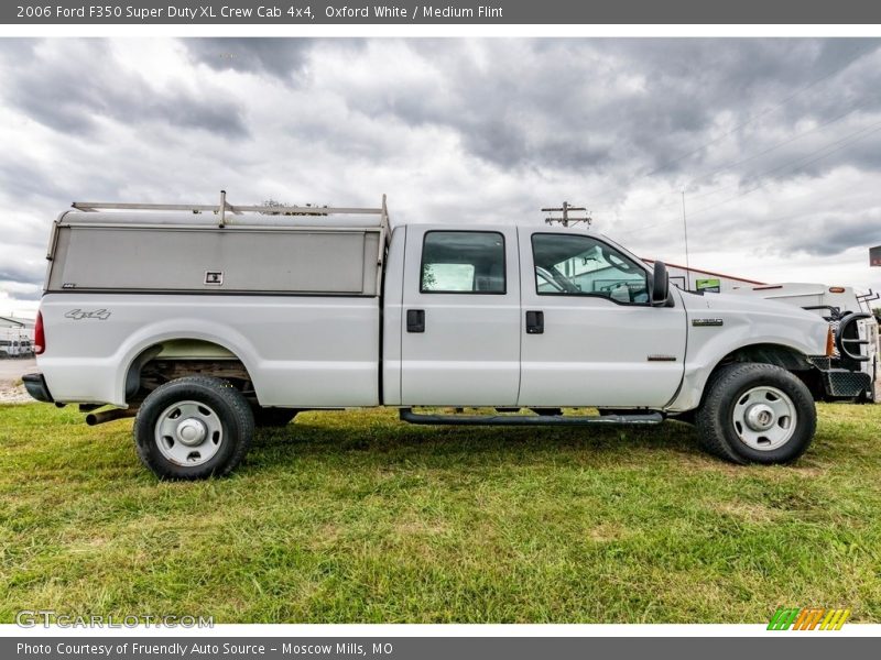 Oxford White / Medium Flint 2006 Ford F350 Super Duty XL Crew Cab 4x4
