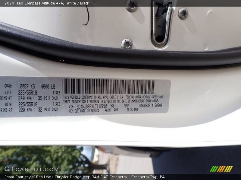 White / Black 2020 Jeep Compass Altitude 4x4