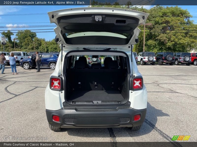 Alpine White / Black 2020 Jeep Renegade Latitude 4x4
