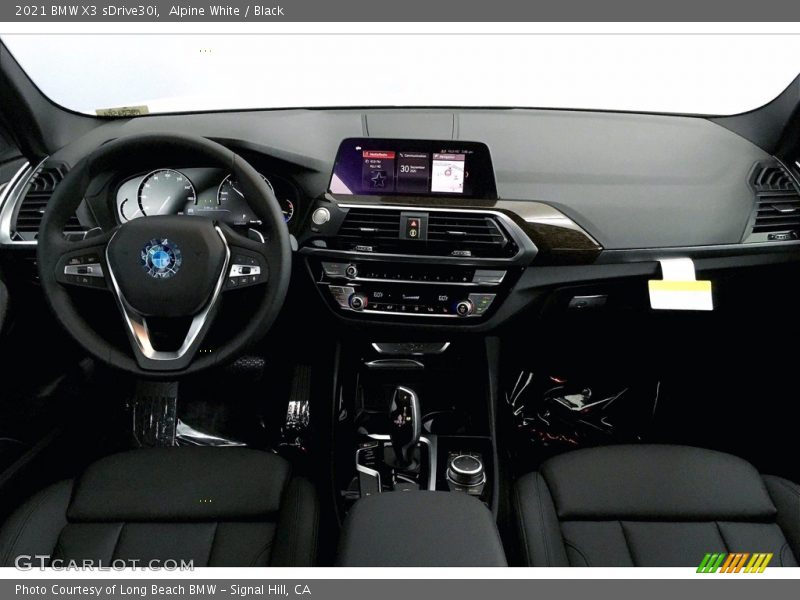 Alpine White / Black 2021 BMW X3 sDrive30i