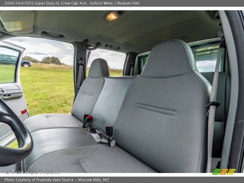 Oxford White / Medium Flint 2006 Ford F350 Super Duty XL Crew Cab 4x4