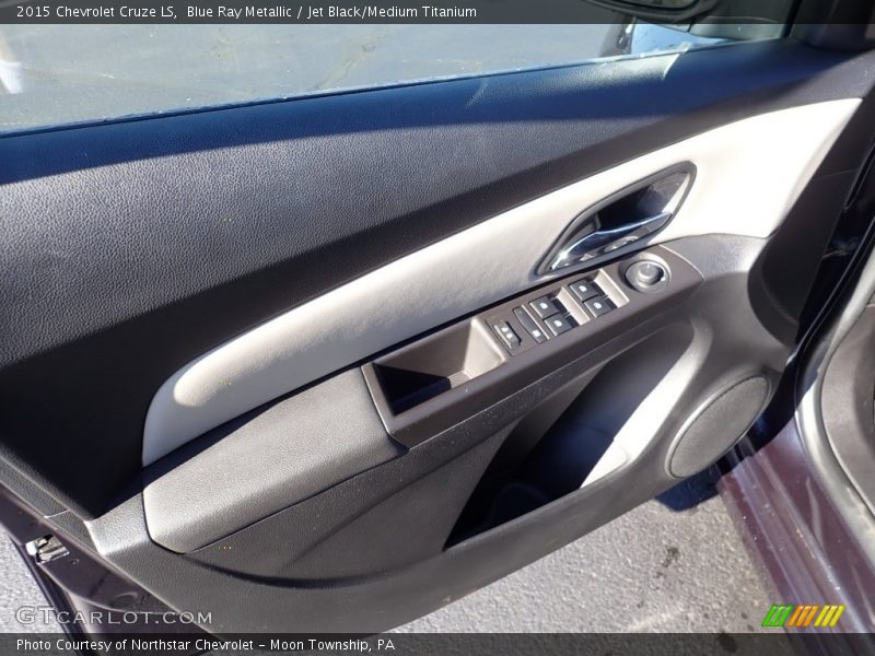 Blue Ray Metallic / Jet Black/Medium Titanium 2015 Chevrolet Cruze LS