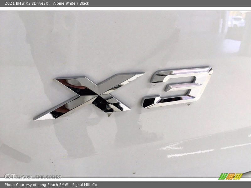 Alpine White / Black 2021 BMW X3 sDrive30i