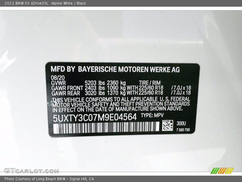 Alpine White / Black 2021 BMW X3 sDrive30i