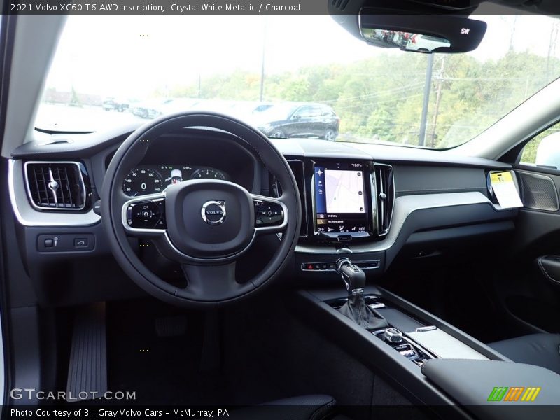 Dashboard of 2021 XC60 T6 AWD Inscription