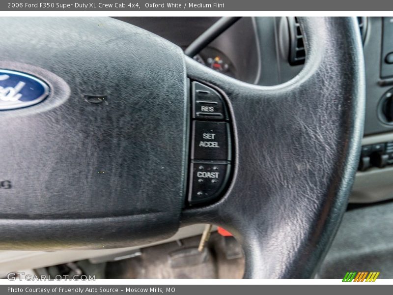Oxford White / Medium Flint 2006 Ford F350 Super Duty XL Crew Cab 4x4