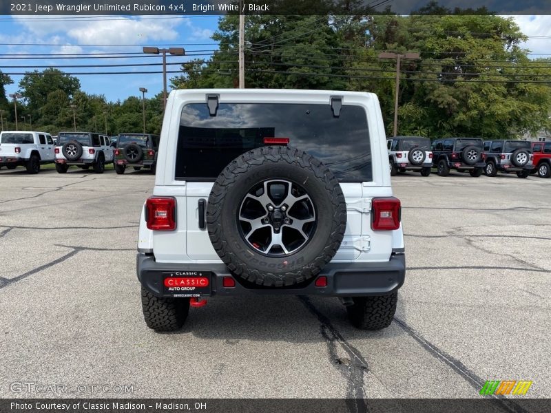 Bright White / Black 2021 Jeep Wrangler Unlimited Rubicon 4x4