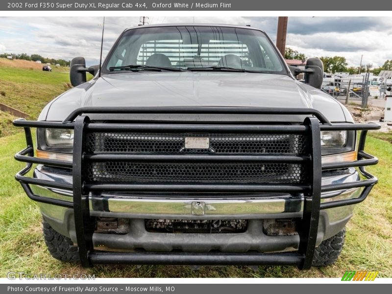 Oxford White / Medium Flint 2002 Ford F350 Super Duty XL Regular Cab 4x4