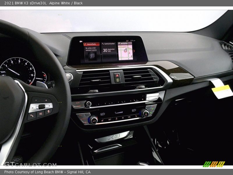 Alpine White / Black 2021 BMW X3 sDrive30i