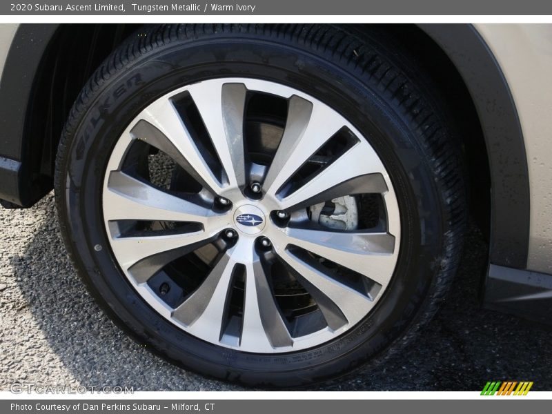 Tungsten Metallic / Warm Ivory 2020 Subaru Ascent Limited