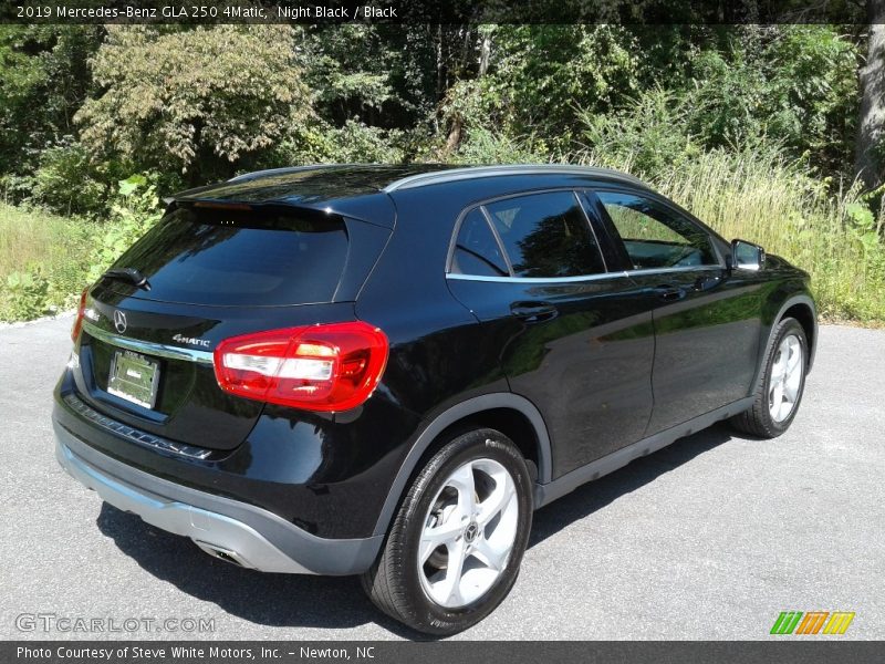 Night Black / Black 2019 Mercedes-Benz GLA 250 4Matic