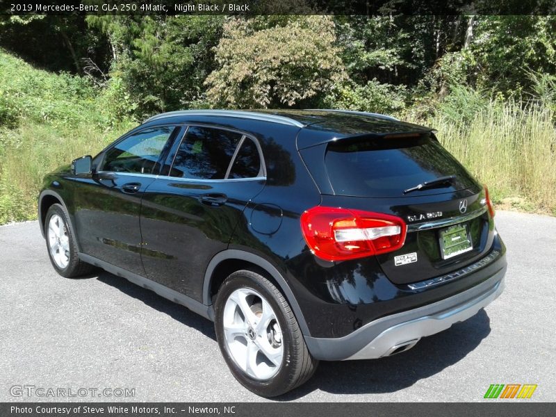 Night Black / Black 2019 Mercedes-Benz GLA 250 4Matic