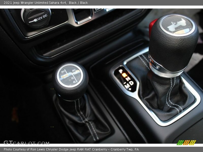 Black / Black 2021 Jeep Wrangler Unlimited Sahara 4x4