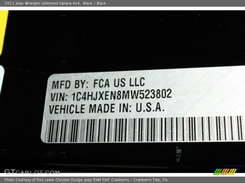 Black / Black 2021 Jeep Wrangler Unlimited Sahara 4x4