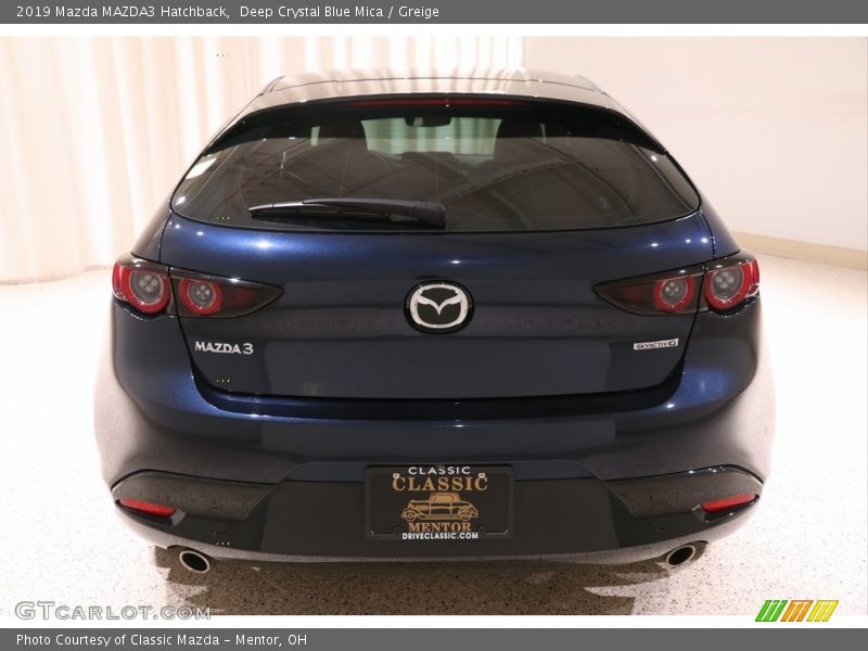 Deep Crystal Blue Mica / Greige 2019 Mazda MAZDA3 Hatchback