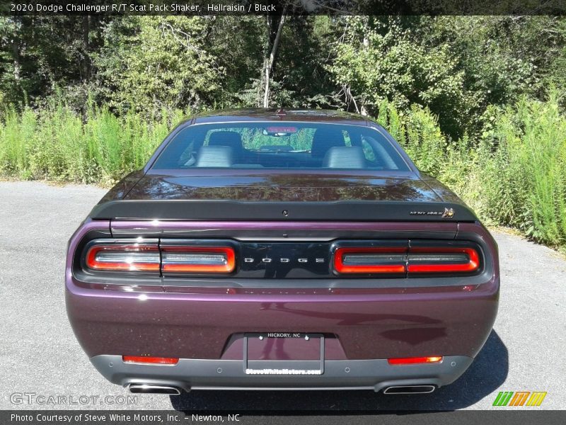 Hellraisin / Black 2020 Dodge Challenger R/T Scat Pack Shaker