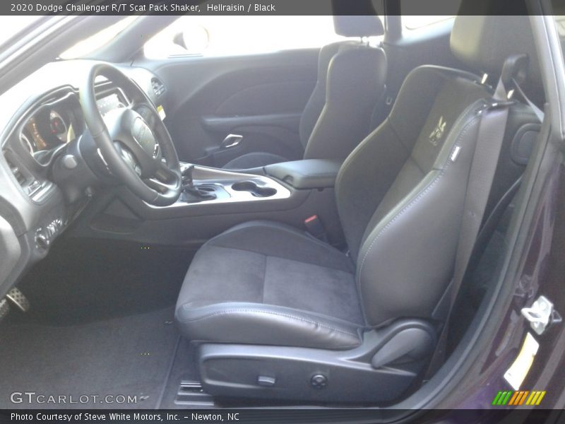 Hellraisin / Black 2020 Dodge Challenger R/T Scat Pack Shaker