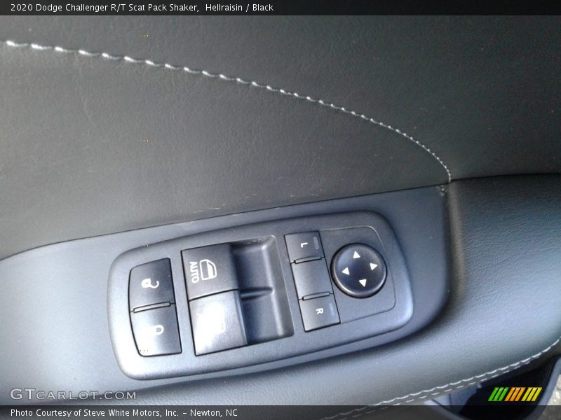 Hellraisin / Black 2020 Dodge Challenger R/T Scat Pack Shaker