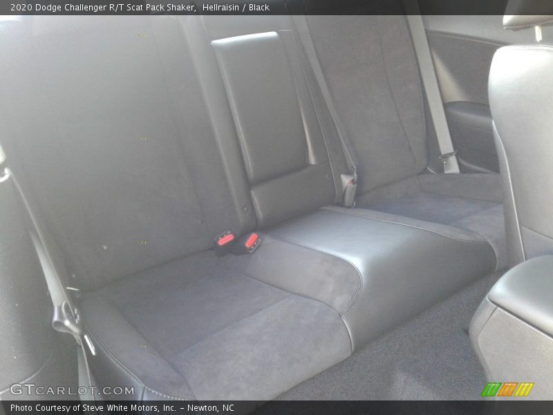 Hellraisin / Black 2020 Dodge Challenger R/T Scat Pack Shaker