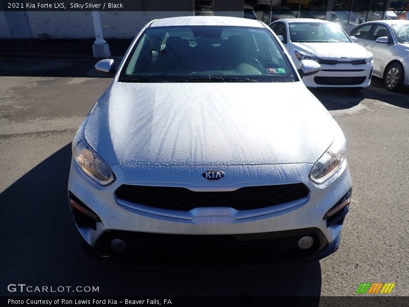 Silky Silver / Black 2021 Kia Forte LXS