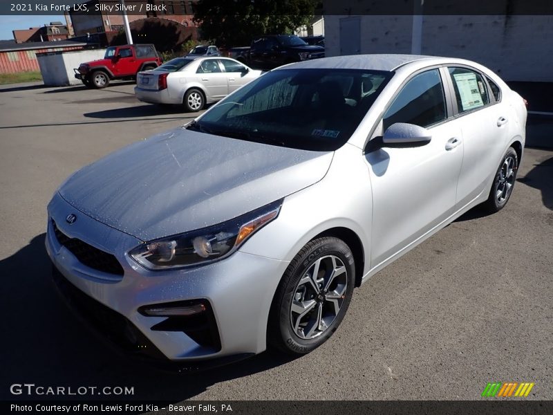 Silky Silver / Black 2021 Kia Forte LXS