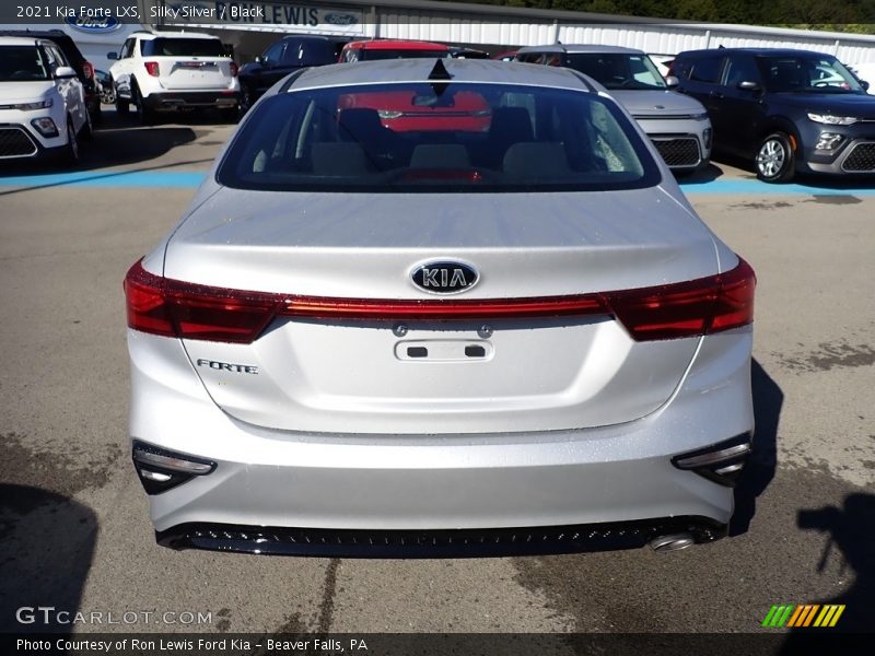 Silky Silver / Black 2021 Kia Forte LXS