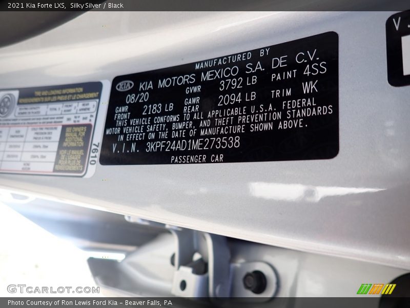 Silky Silver / Black 2021 Kia Forte LXS