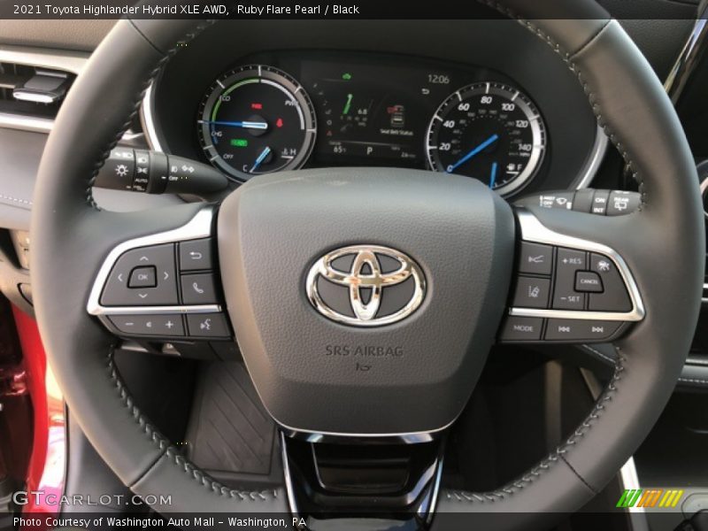  2021 Highlander Hybrid XLE AWD Steering Wheel