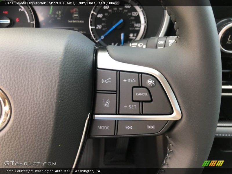 2021 Highlander Hybrid XLE AWD Steering Wheel