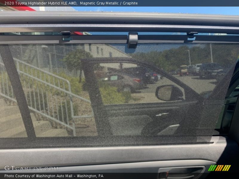 Magnetic Gray Metallic / Graphite 2020 Toyota Highlander Hybrid XLE AWD