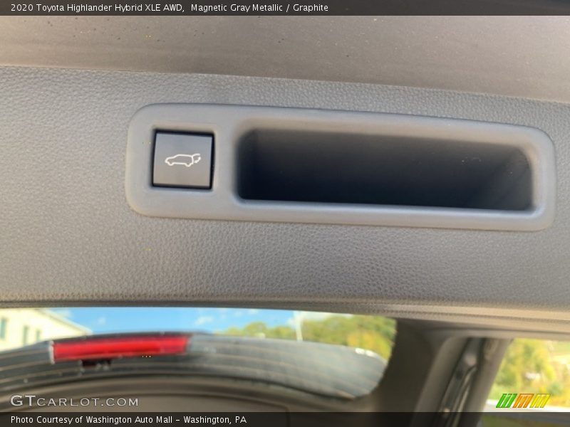 Magnetic Gray Metallic / Graphite 2020 Toyota Highlander Hybrid XLE AWD