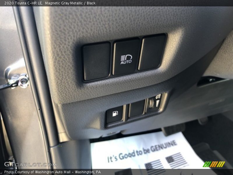 Magnetic Gray Metallic / Black 2020 Toyota C-HR LE