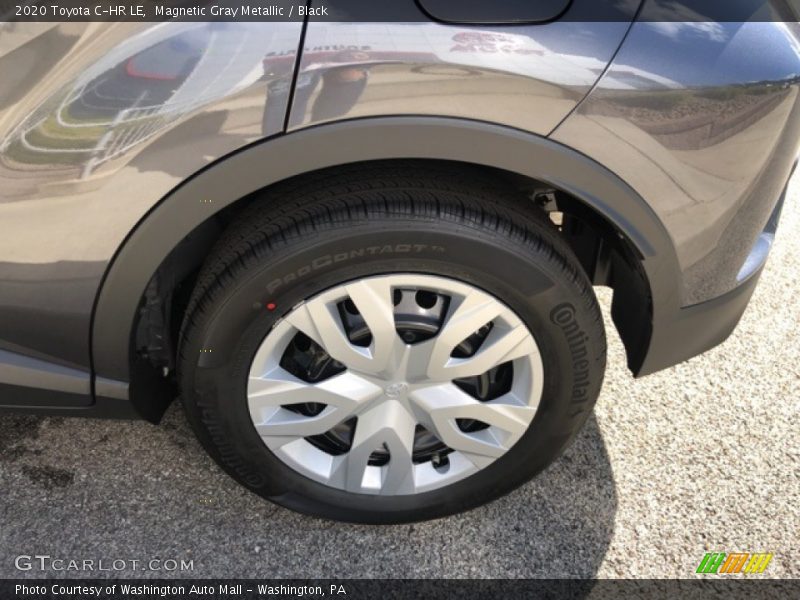 Magnetic Gray Metallic / Black 2020 Toyota C-HR LE