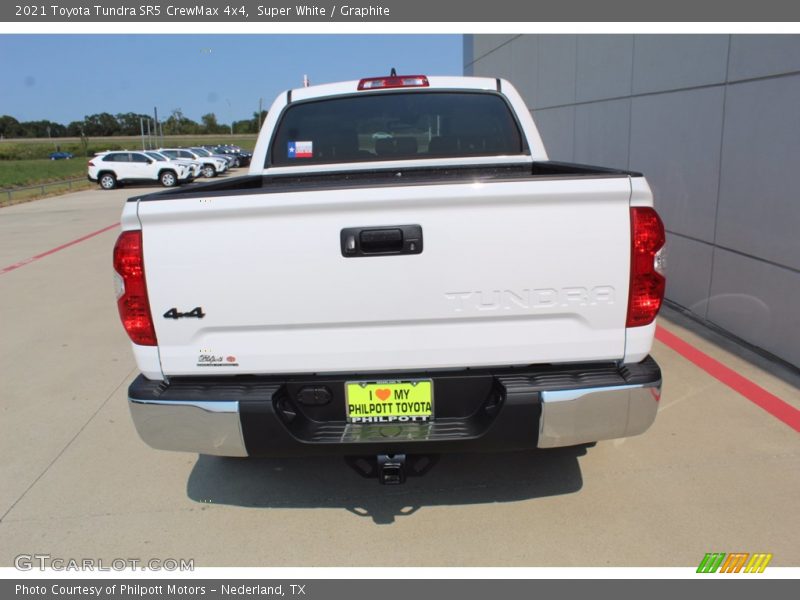 Super White / Graphite 2021 Toyota Tundra SR5 CrewMax 4x4