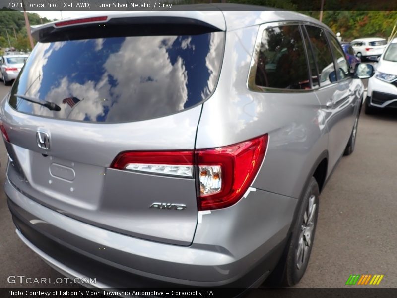 Lunar Silver Metallic / Gray 2021 Honda Pilot EX-L AWD