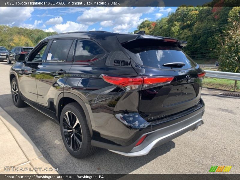  2021 Highlander XSE AWD Midnight Black Metallic