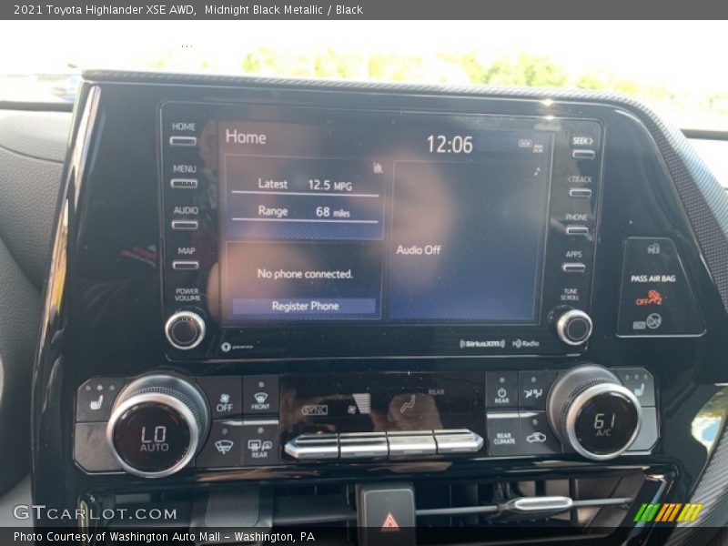 Controls of 2021 Highlander XSE AWD