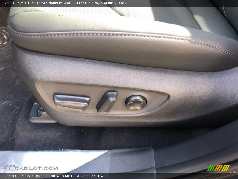 Magnetic Gray Metallic / Black 2020 Toyota Highlander Platinum AWD