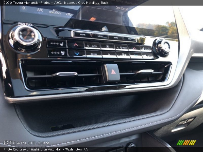 Magnetic Gray Metallic / Black 2020 Toyota Highlander Platinum AWD