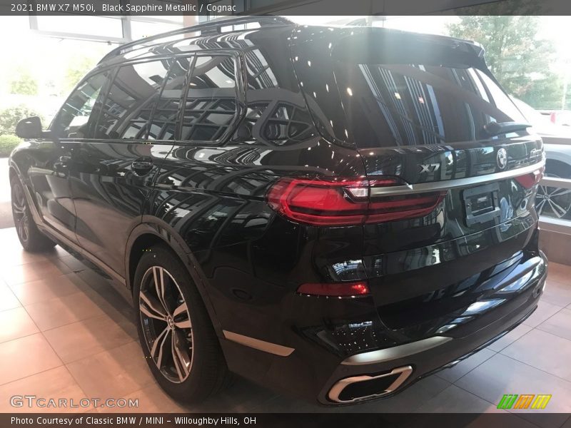 Black Sapphire Metallic / Cognac 2021 BMW X7 M50i