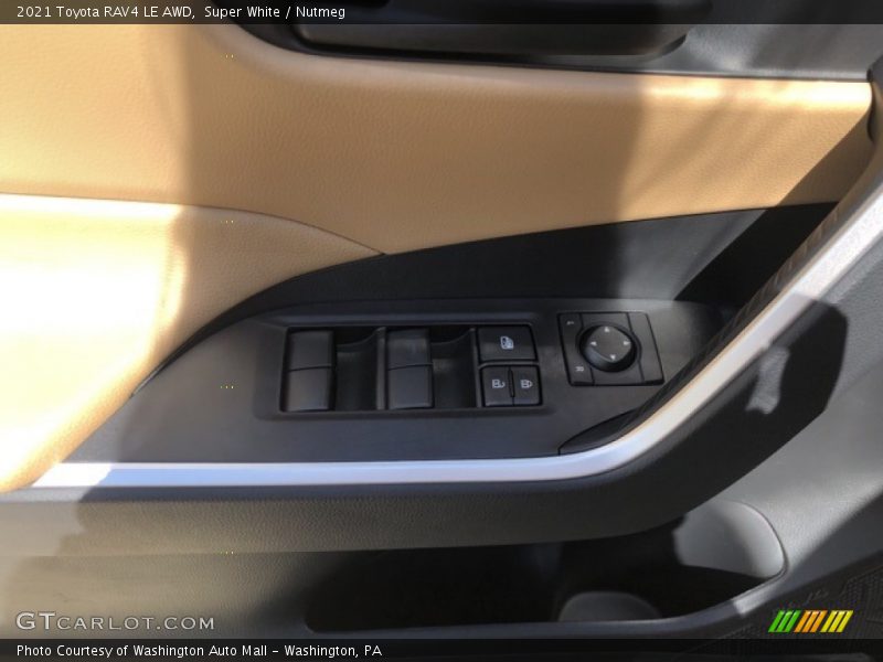 Super White / Nutmeg 2021 Toyota RAV4 LE AWD