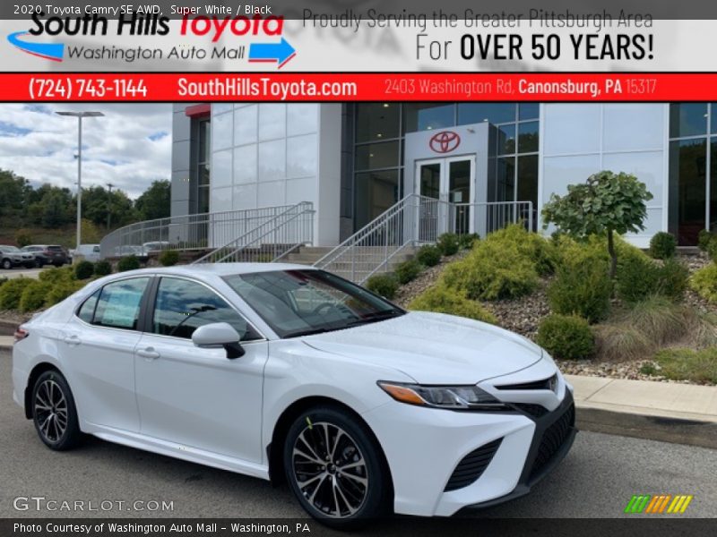 Super White / Black 2020 Toyota Camry SE AWD
