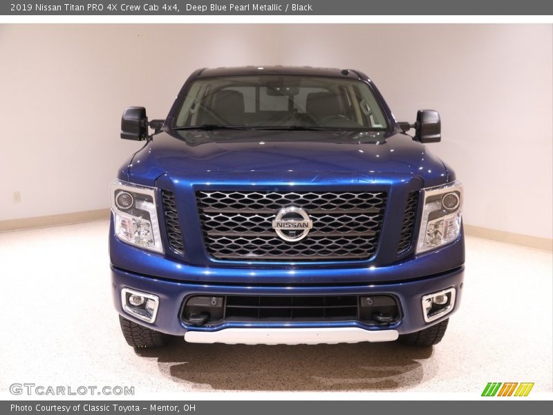 Deep Blue Pearl Metallic / Black 2019 Nissan Titan PRO 4X Crew Cab 4x4
