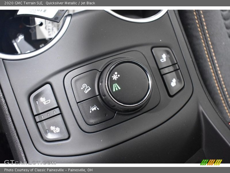 Quicksilver Metallic / Jet Black 2020 GMC Terrain SLE