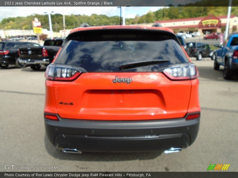 Spitfire Orange / Black 2021 Jeep Cherokee Latitude Lux 4x4