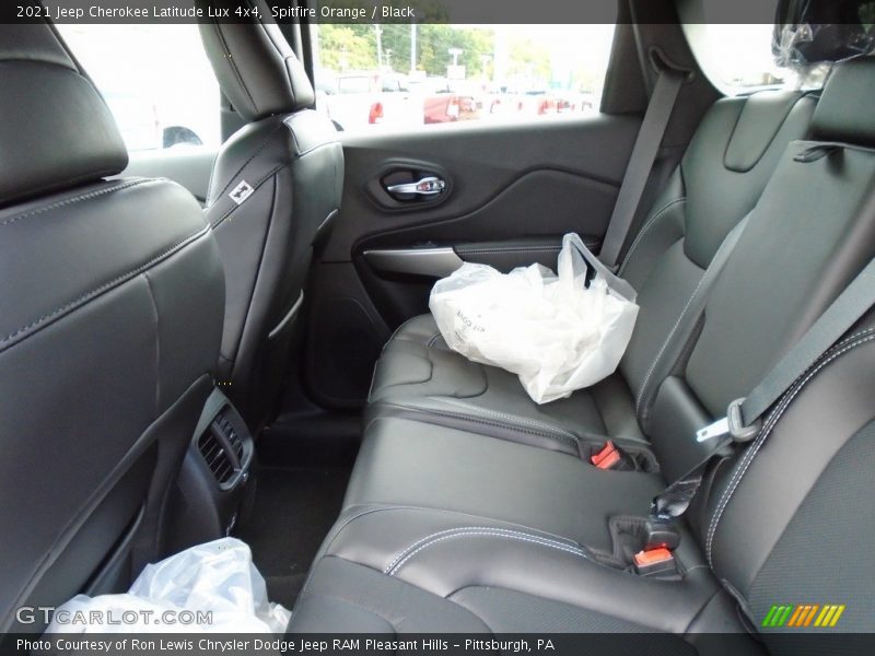 Spitfire Orange / Black 2021 Jeep Cherokee Latitude Lux 4x4
