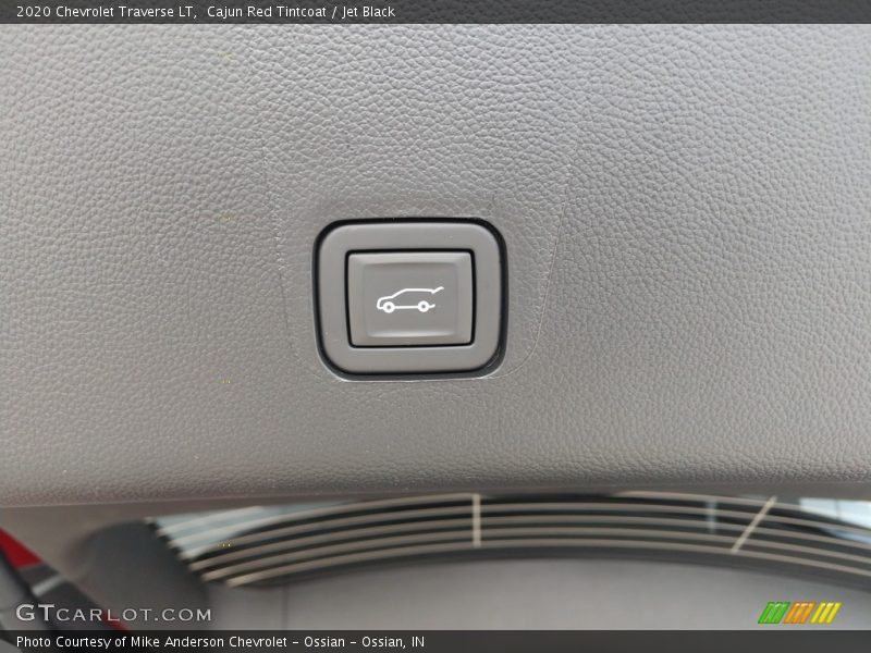 Cajun Red Tintcoat / Jet Black 2020 Chevrolet Traverse LT