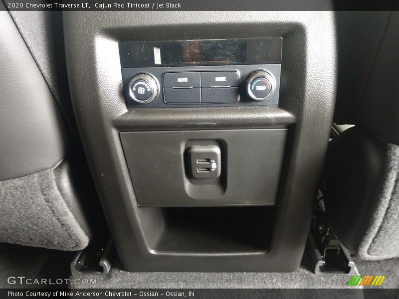 Cajun Red Tintcoat / Jet Black 2020 Chevrolet Traverse LT