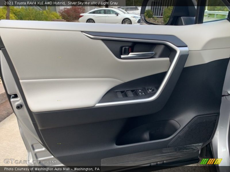 Silver Sky Metallic / Light Gray 2021 Toyota RAV4 XLE AWD Hybrid
